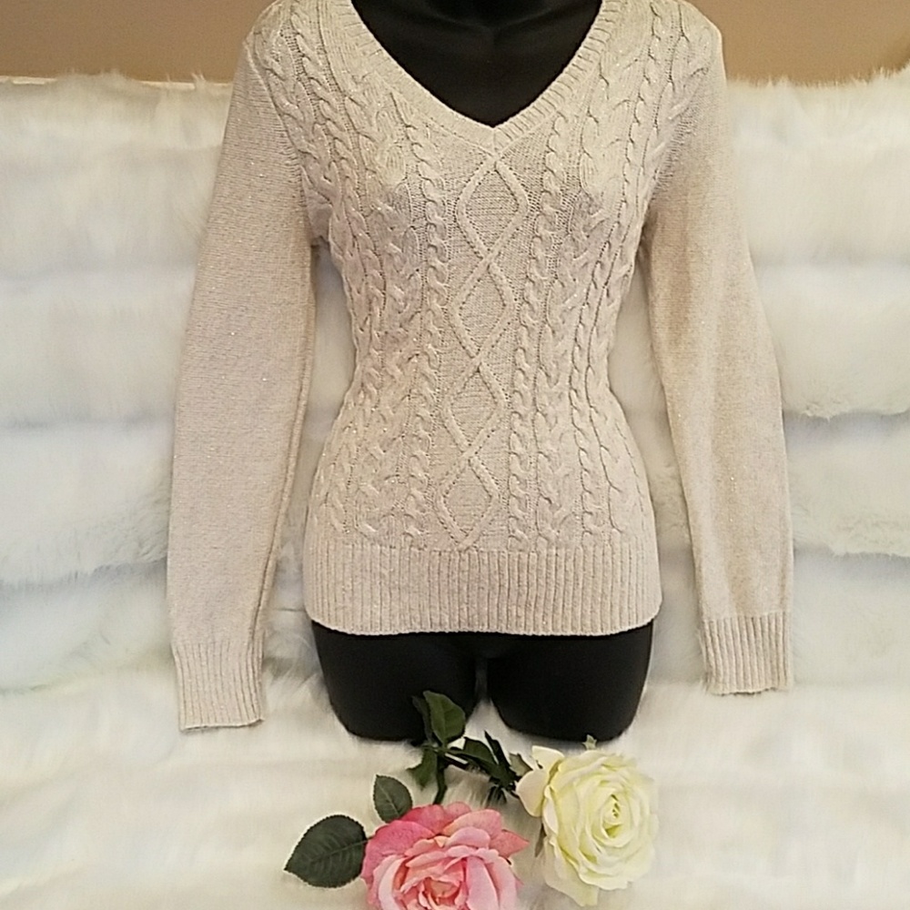 ● Chaps sweater ●